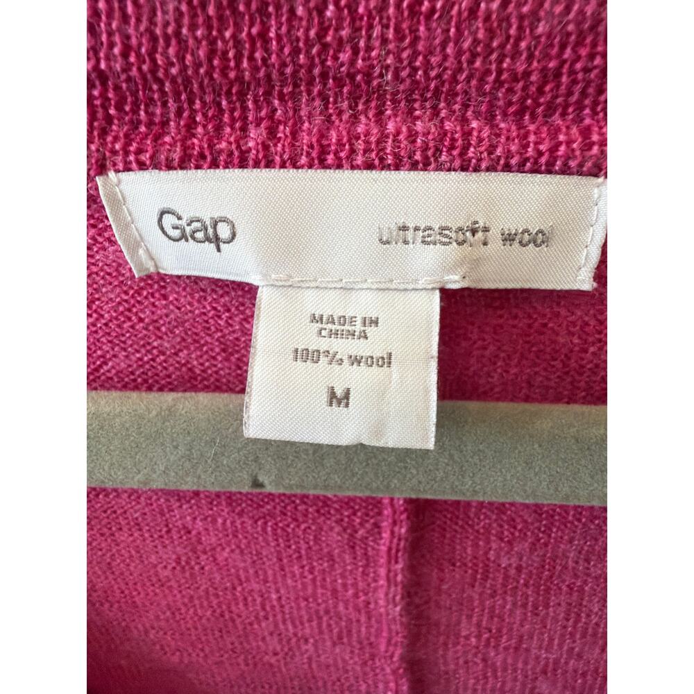 Gap Ultrasolft Wool V-Neck Sweater Women's Size Medium Old Money Luxury Twee - Picture 2 of 6